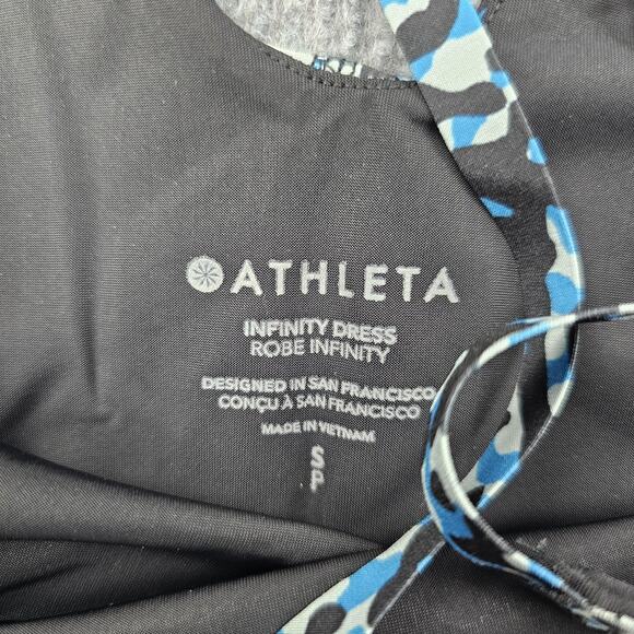 Athleta Infinity Dress Womens Small Blue Leopard Print Built-In Shorts Athletic - Picture 5 of 7